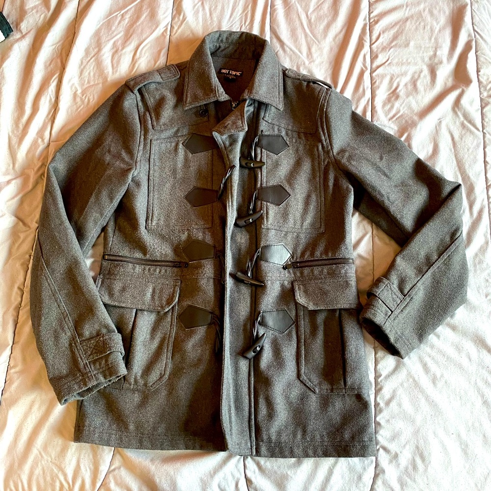Men’s peacoat